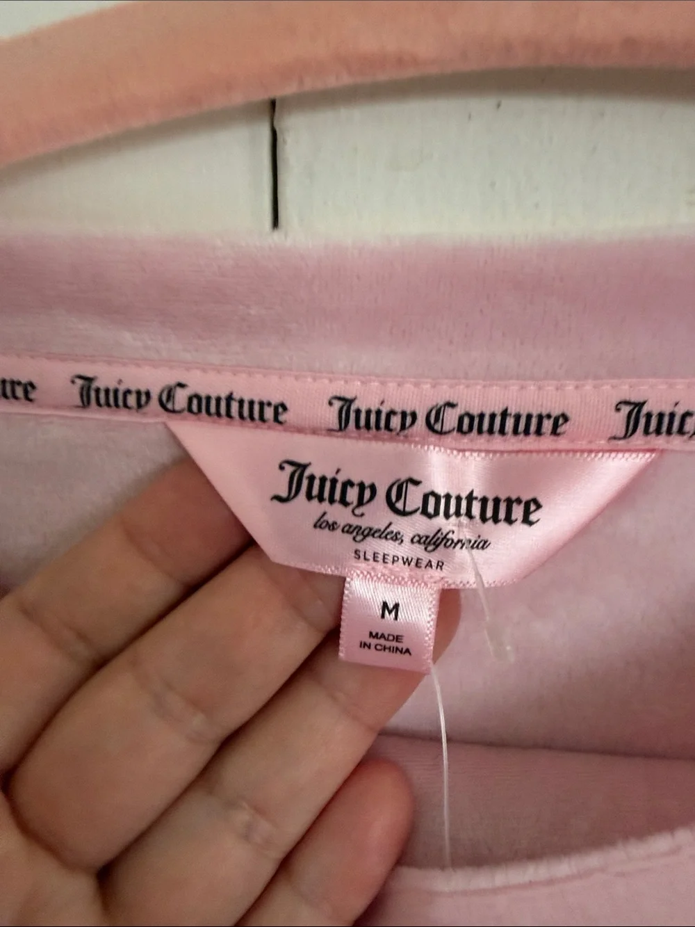Juicy Couture Light Pink Velour lounge set / pajamas - Picture 7 of 8